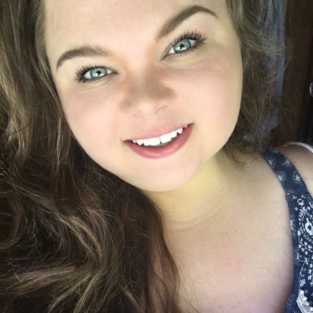 Meet your Posher, Kaitlyn